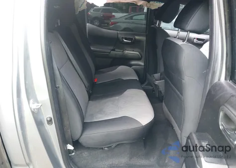 2022 Toyota Tacoma Trd Off Road z USA, uszkodzony, nr VIN 3TMAZ5CN0NM185329